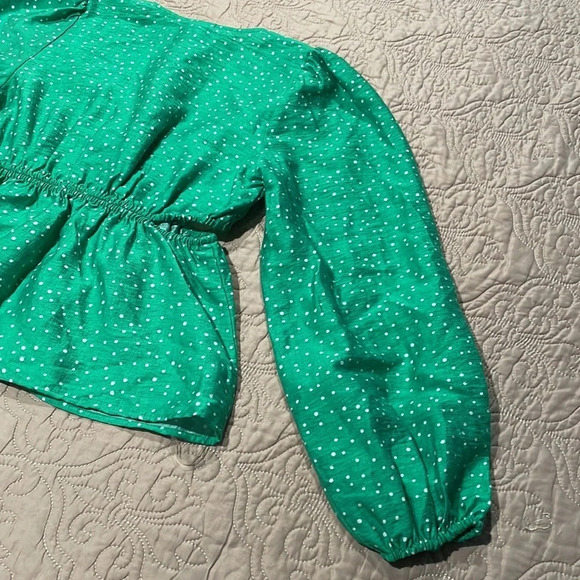 Super Cute Top - Picture 11 of 13